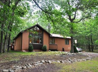 209 Summit Dr, Blakeslee, PA