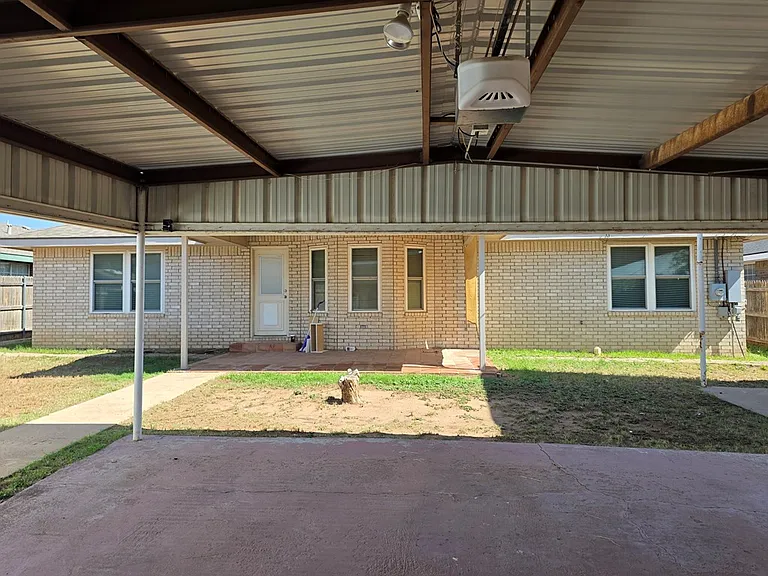 4732 Harvard Ave — Photo 5