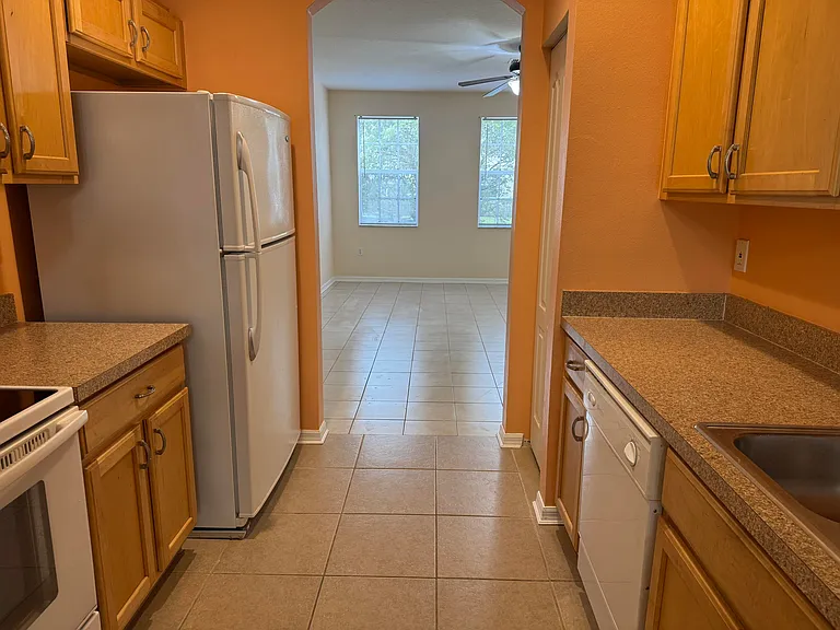 2131 SE Destin Dr — Photo 6