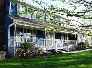 375 White Horn Dr, Kingston, RI 02881