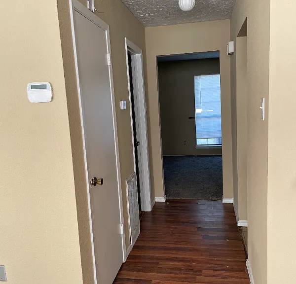 28 W Creek Ln #28 — Photo 8