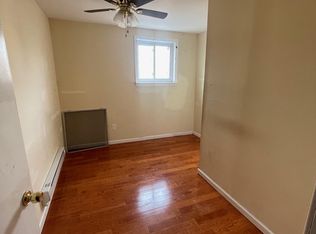 7711 Castor Ave #2B, Philadelphia, PA 19152