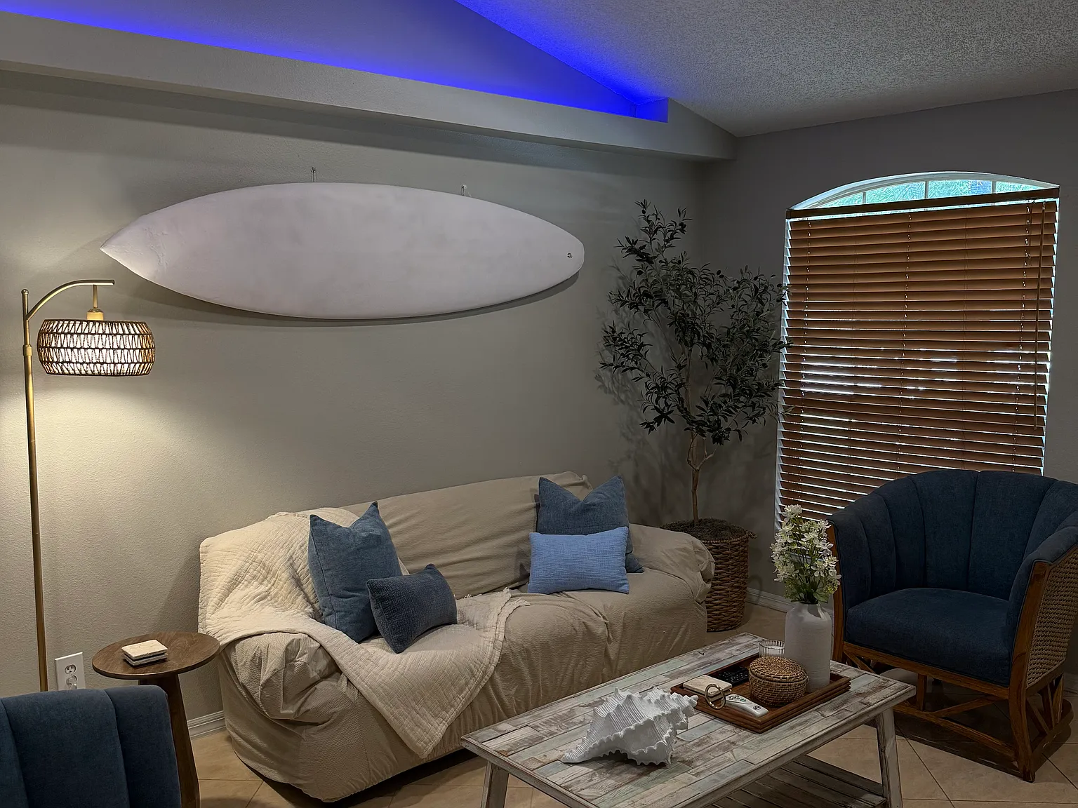 3 bed, 1136 sqft, $3,300 — Photo 4