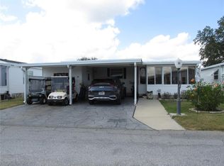 33 Edinburgh Dr, Haines City, FL 33844