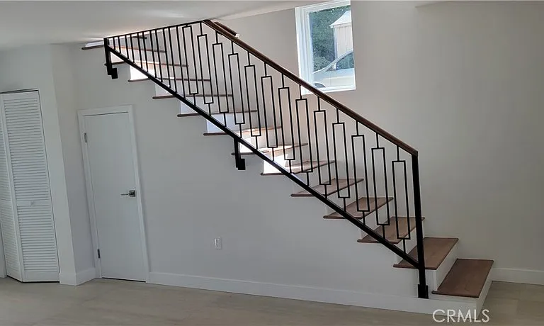 2515 B Foothill — Photo 6