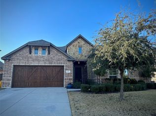 413 Whispering Willow Dr, Midlothian, TX 76065