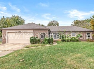 1702 Sycamore Dr, Plainfield, IN 46168