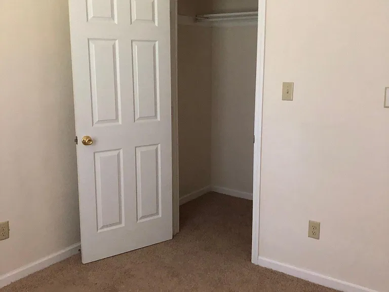 308 E General Stewart Way #B — Photo 11