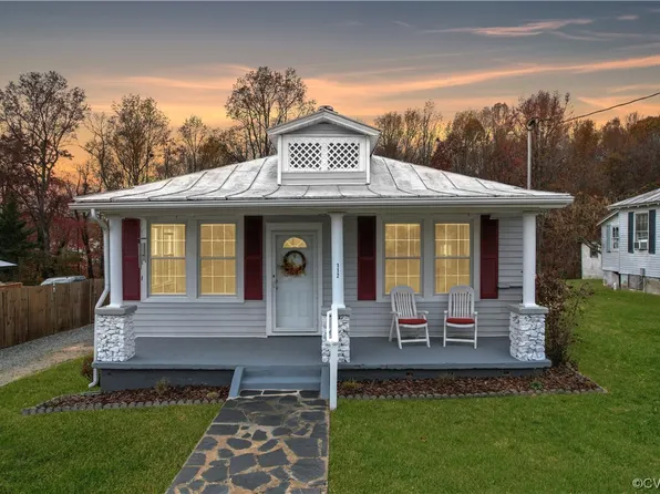 112 South St, Louisa, VA 23093