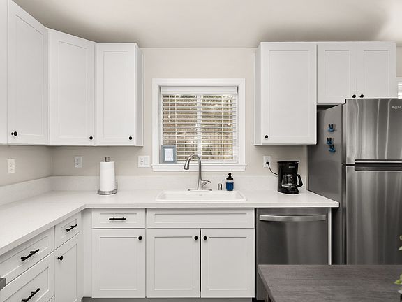 3rd image of 265 E 6th Ave #1