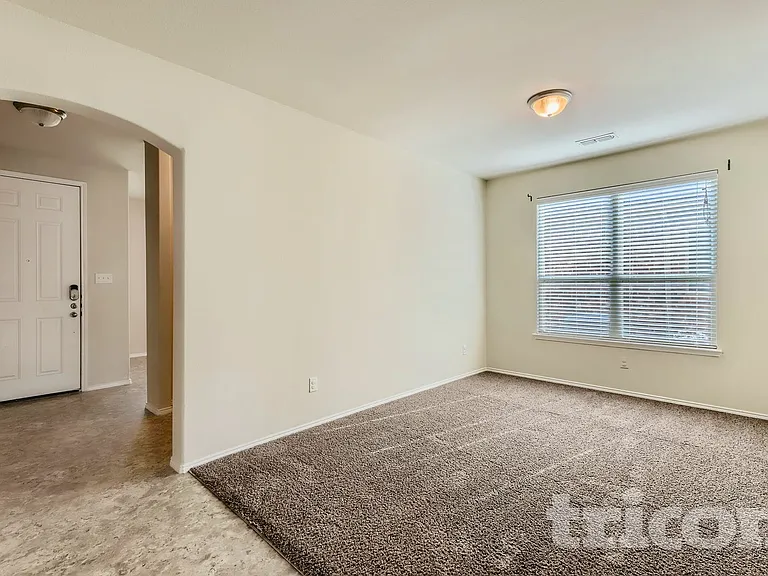 1307 Hidden Valley Dr — Photo 14