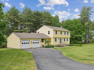 9 Foxtail Dr, York, ME 03909