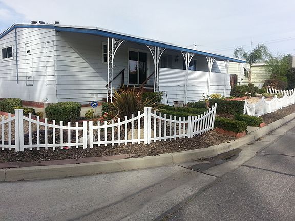 2nd image of 14840 Bluebriar St