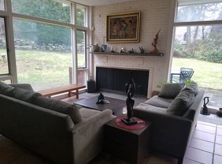 24 Jefferson Rd, Brookline, MA 02467