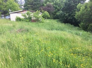 19 Manor Dr, Plattsburgh, NY 12901