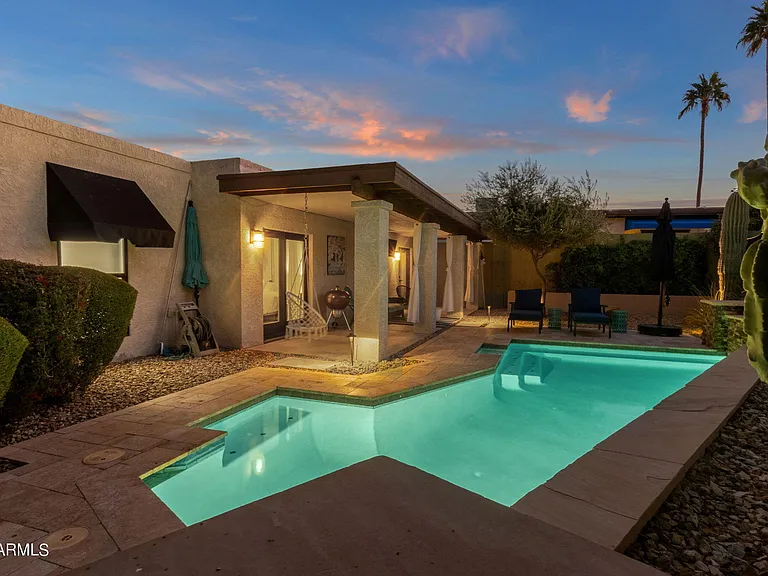 4611 E Desert Dr — Photo 48