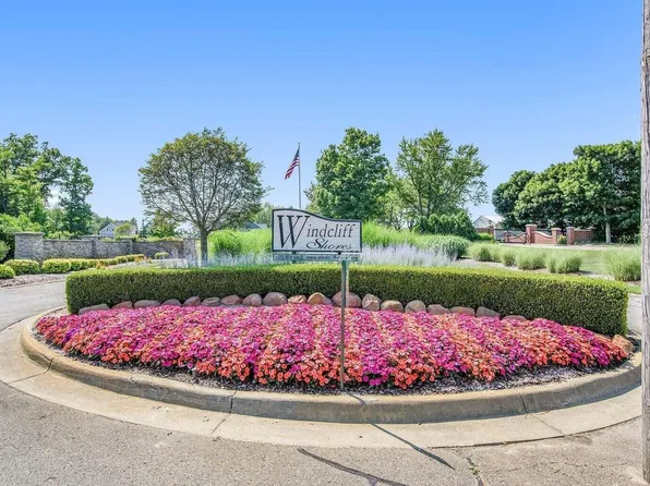 7150 Windcliff Drive #34, South Haven, MI 49090
