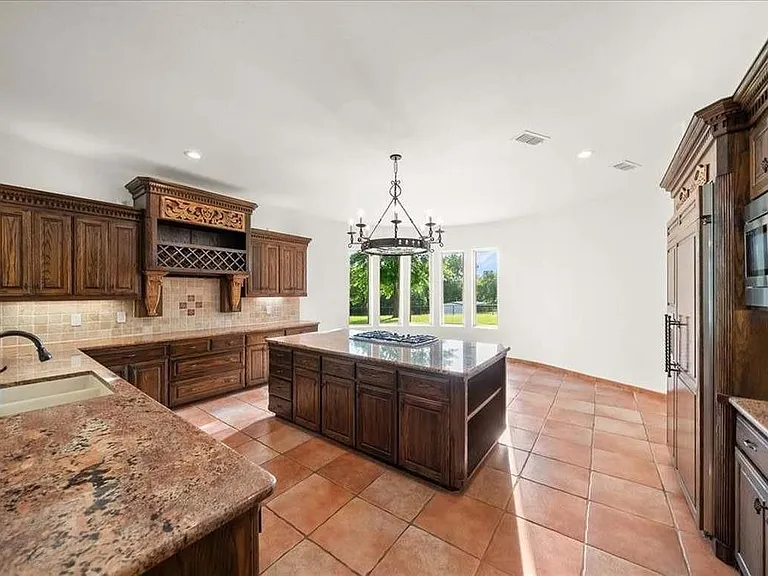 2108 W Sherman Dr — Photo 7