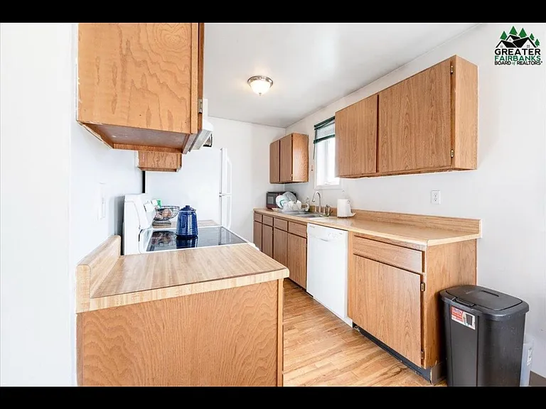 261 Cross Way #C — Photo 2