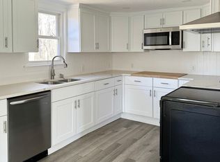 15 Wood Path, Ashburnham, MA 01430