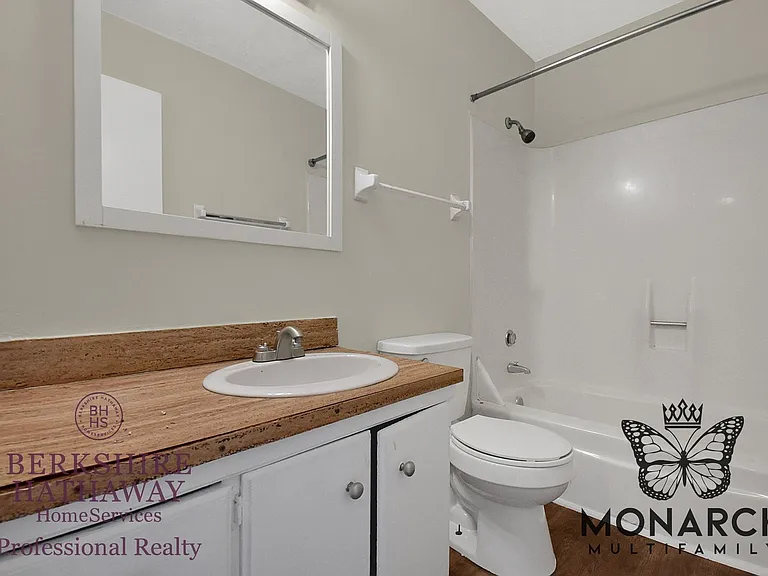 2375 Belcher Dr — Photo 34