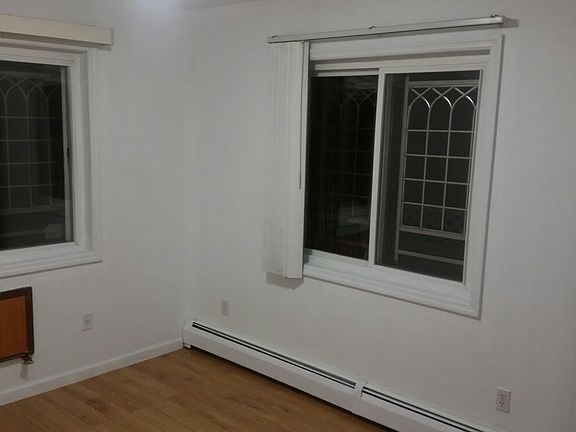 3rd image of 14916 Delaware Ave #1FLOOR