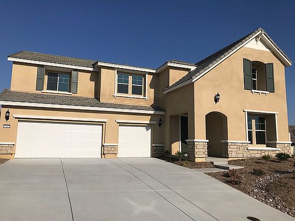 2nd image of 37822 Peregrine Pl