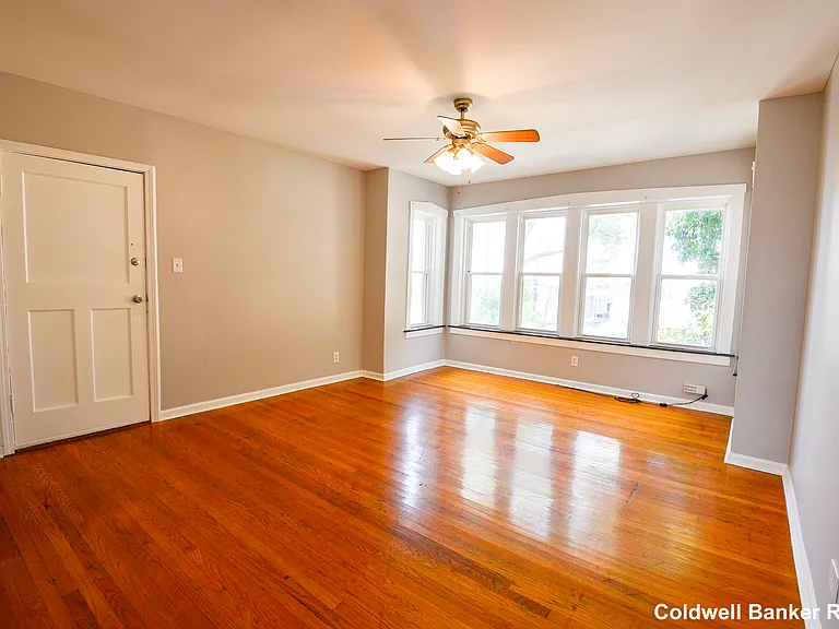 3945 W Schubert Ave #1E — Photo 2