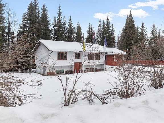 2nd image of 891 Ridge Loop Rd
