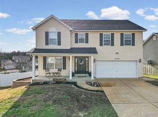 2790 Kings Crossing Dr, Barnhart, MO 63012