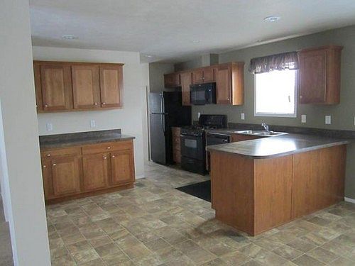 2nd image of 484 Tanglewood Dr