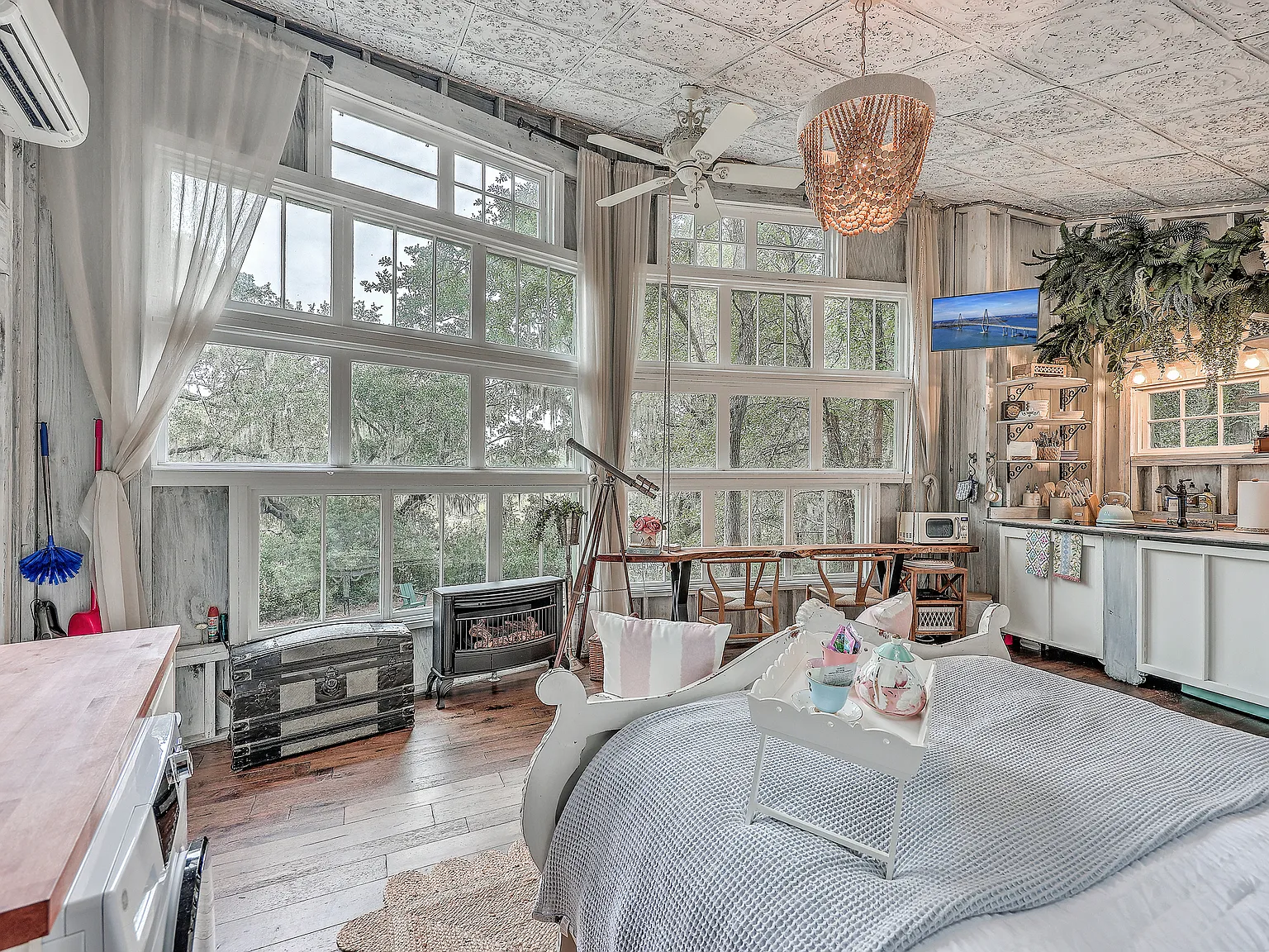 1 bed, 300 sqft, $3,250 — Photo 2