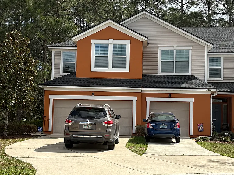 8613 Victoria Falls Dr — Photo 1