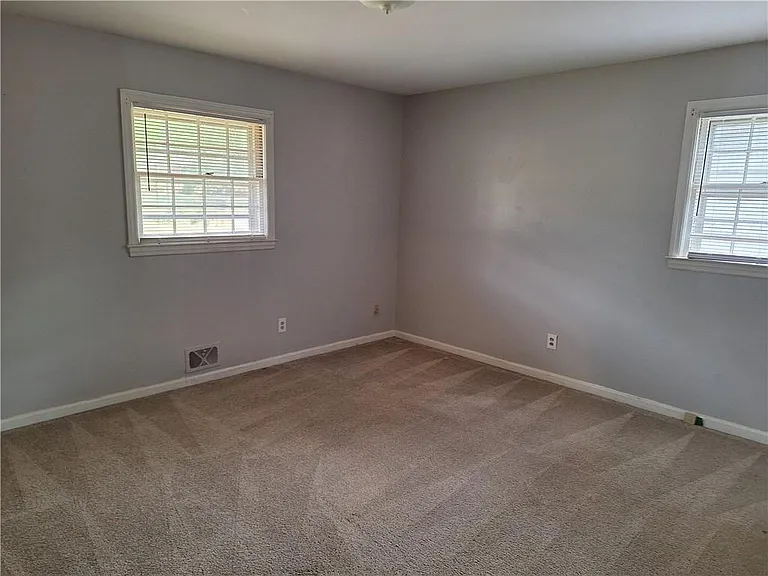 4609 Hopewell Rd — Photo 17