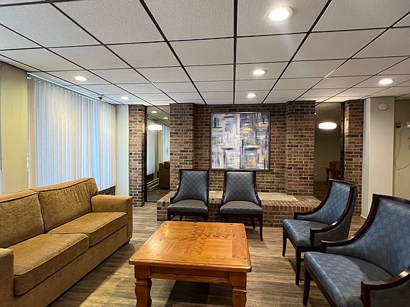5th image of 2320 N Nordica Ave APT 104D