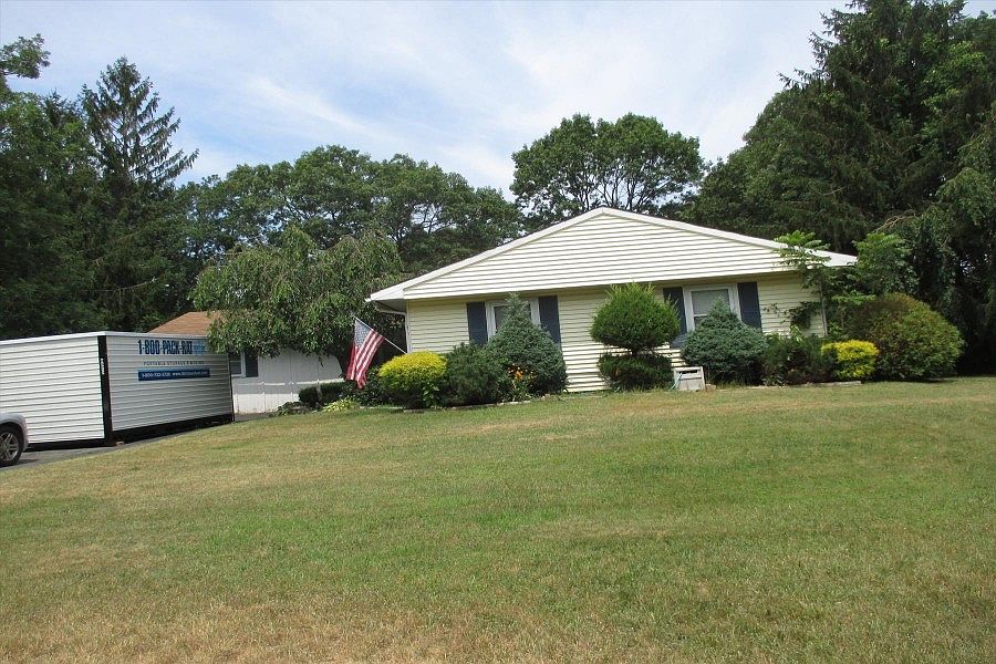 1st image of 15 Whitfield Ln