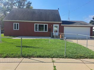 1521 W Clark St, Albert Lea, MN 56007