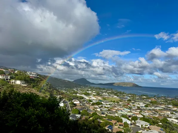 1465 Laamia St, Honolulu, HI 96821