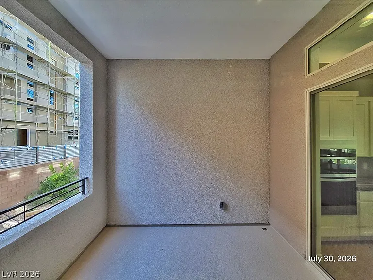 643 Fortis Creek St — Photo 10