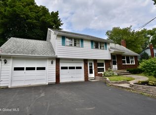 13 Beechwood Dr, Burnt Hills, NY 12027
