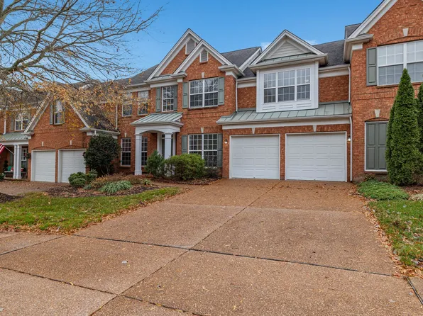 405 Chatsworth Ct, Franklin, TN 37064