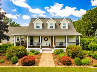 1400 Orban Rd, Milford, MI 48380
