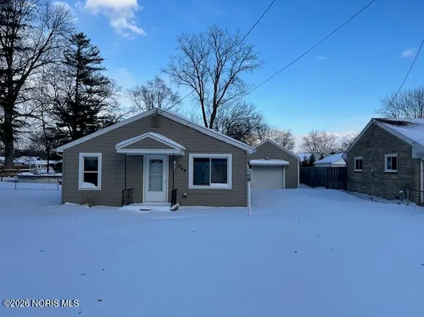 549 S Dorcas Rd, Holland, OH 43528