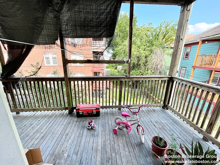 22 Humphreys St #2 — Photo 6