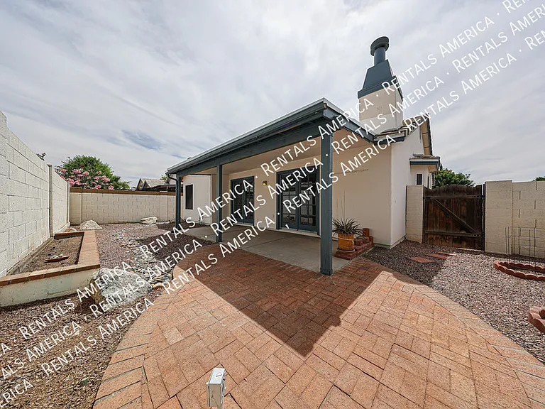 15831 N 6th Ave — Photo 39