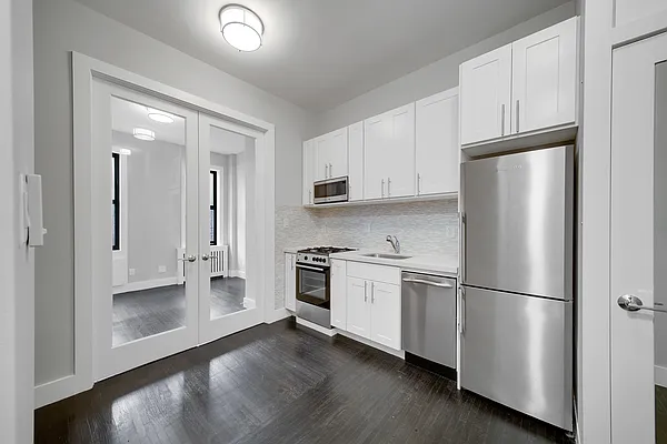 Rented by Cooper & Cooper Real Estate | media 14