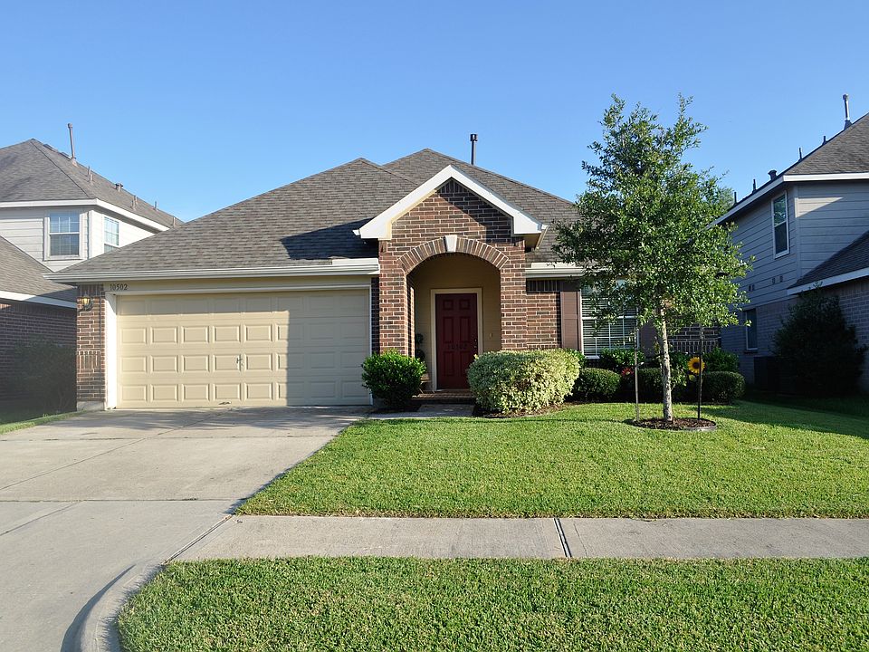 1st image of 10502 Lauren Creek Dr