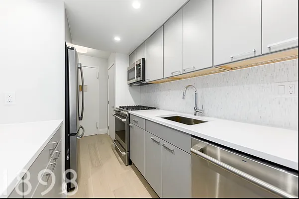 Rented by A&E Real Estate Management | media 2