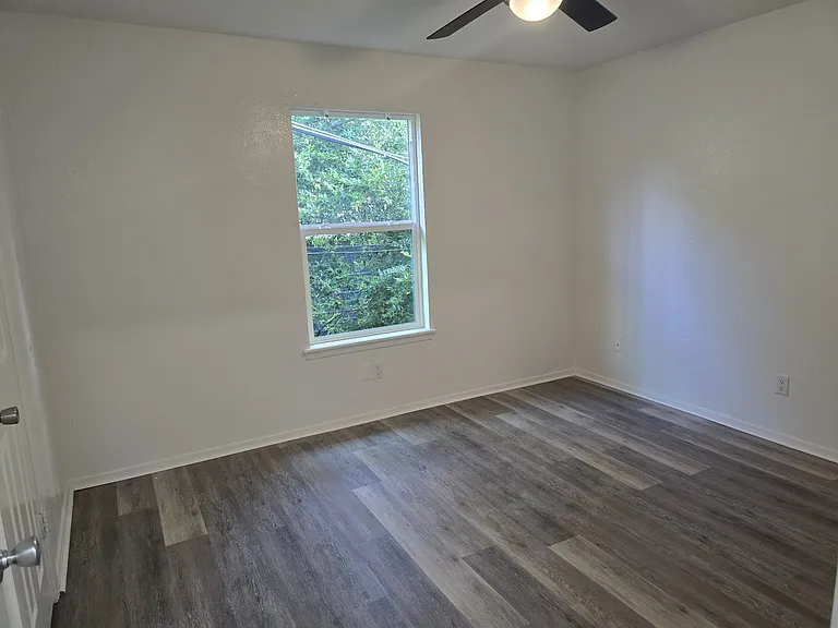 601 County Road 3721 — Photo 14
