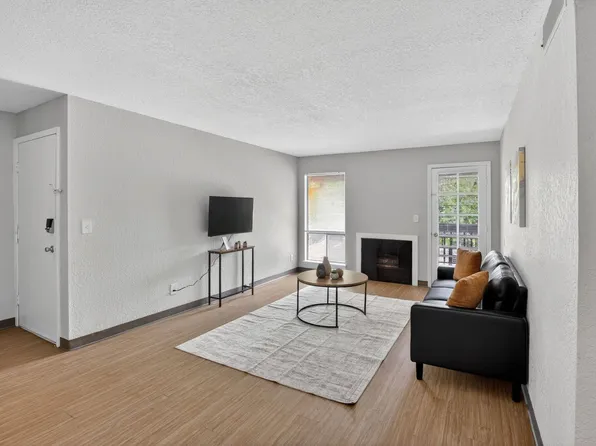 8320 Hillcrest Rd Floor 3-ID1612771P, Kansas City, MO 64138